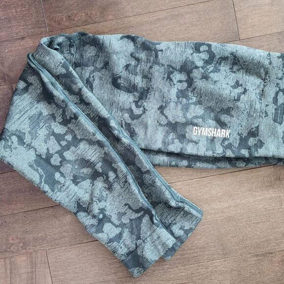 Gymshark Adapt Camo Seemless Leggings - Picture 5 of 5